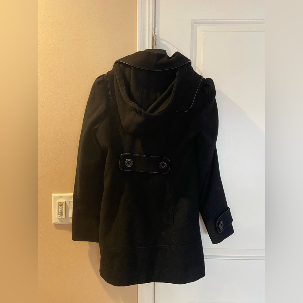 Guess coat - Picture 2 of 3